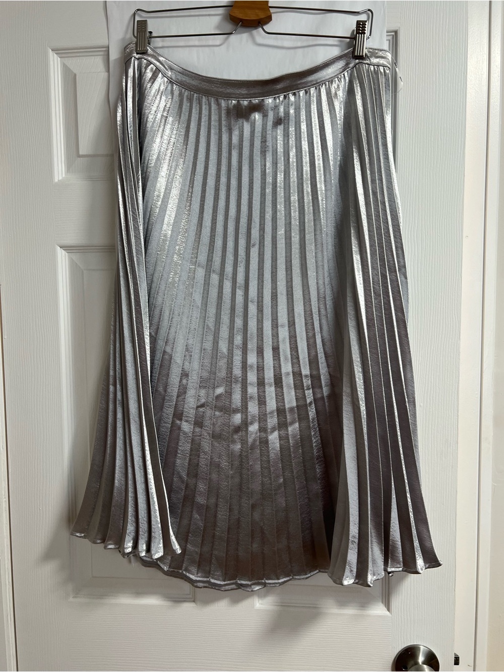 DKNY Silver Metallic Skirt